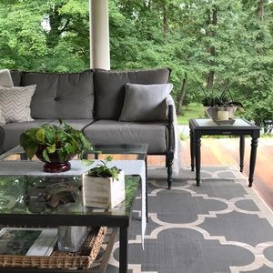 Meet your Posher, Paula